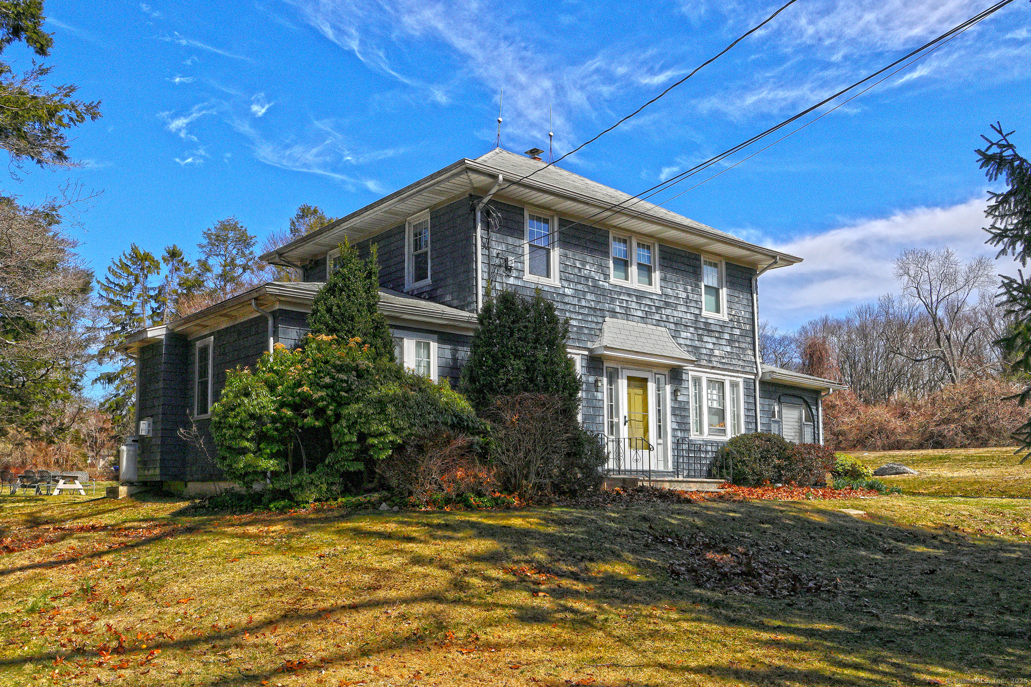 1056 Orange Center Road, Orange, Connecticut image 2