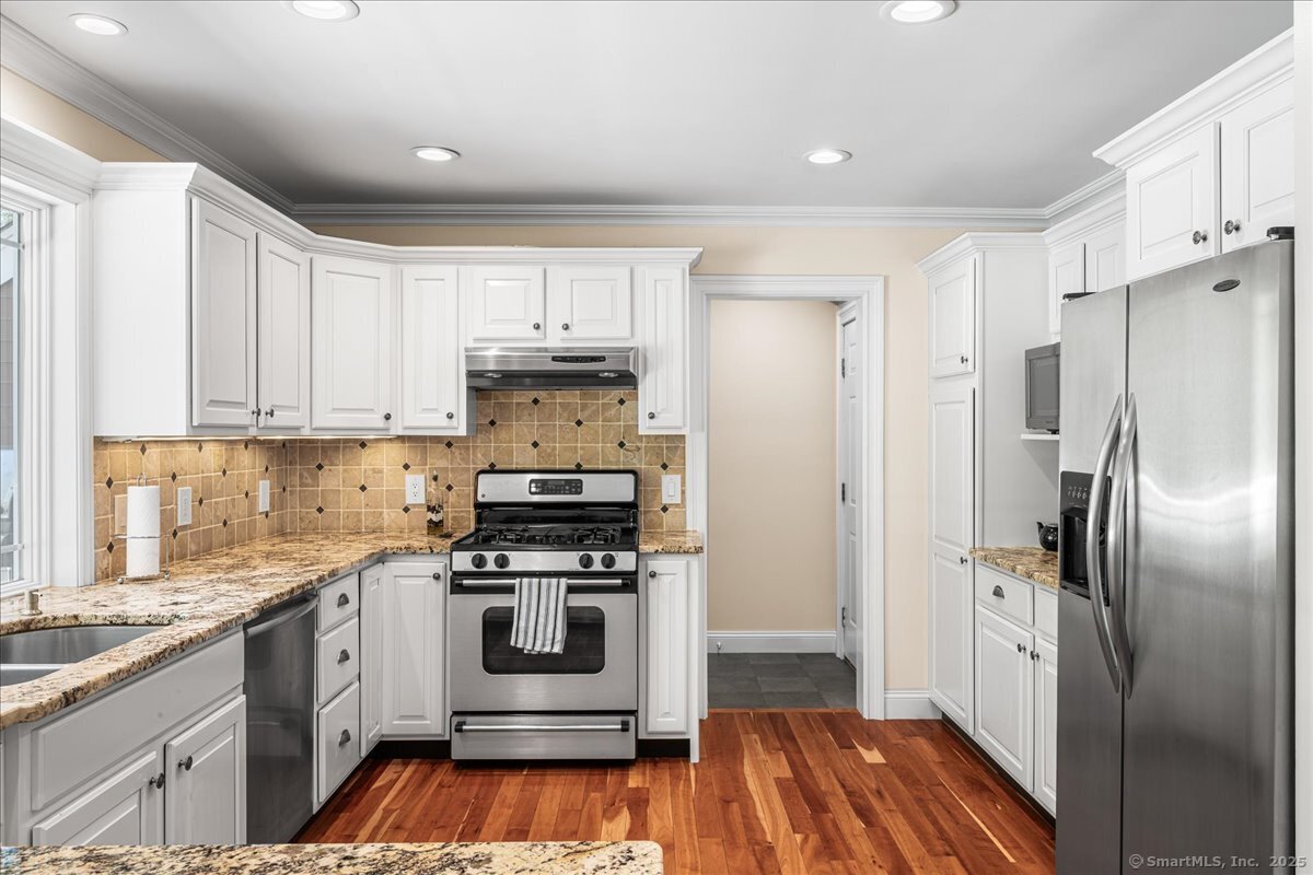 15 Brooks Lane, Essex, Connecticut image 8
