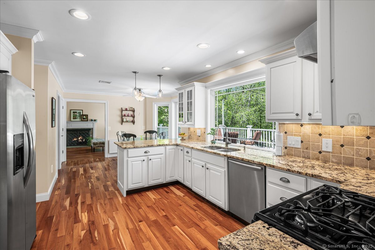 15 Brooks Lane, Essex, Connecticut image 11