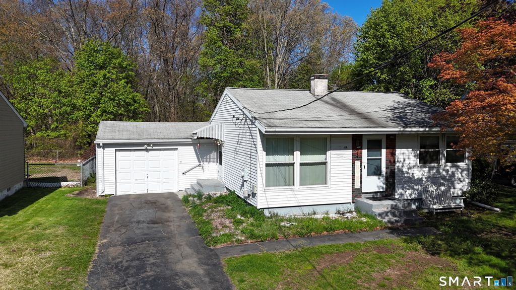 Photo of 118 Bradley Terrace, Derby, CT 06418 (MLS # 24170592)