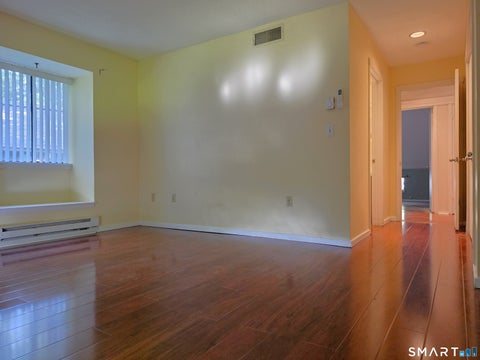 Tiny photo for 52 Great Meadow Lane #19D, Farmington, CT 06001 (MLS # 24208863)
