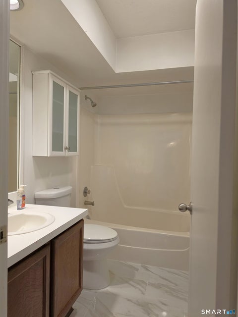 Tiny photo for 52 Great Meadow Lane #19D, Farmington, CT 06001 (MLS # 24208863)