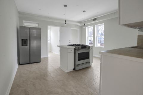 Tiny photo for 24 Tremont Street #3S, New Britain, CT 06051 (MLS # 24149365)