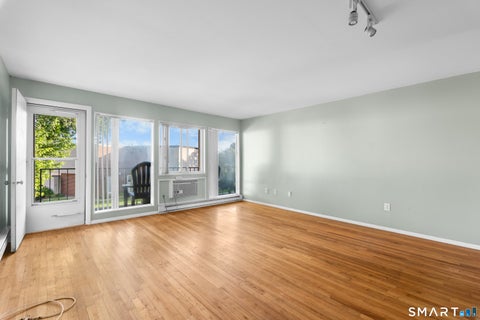 Tiny photo for 275 West Walk #275, West Haven, CT 06516 (MLS # 24202846)