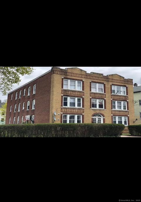 Photo of 415-417 East Street #2S, New Britain, CT 06051 (MLS # 24038072)