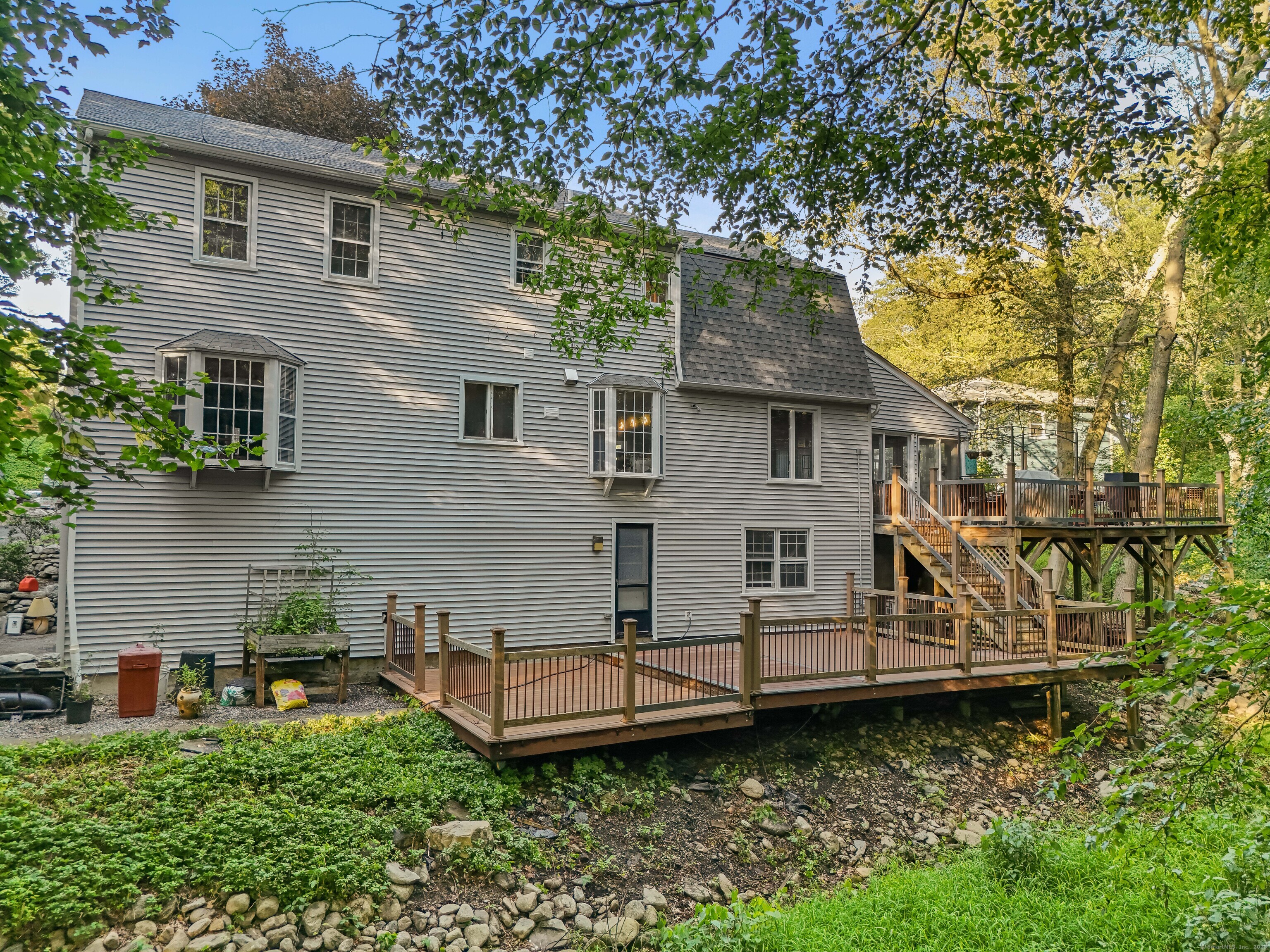 9 Allen Court
