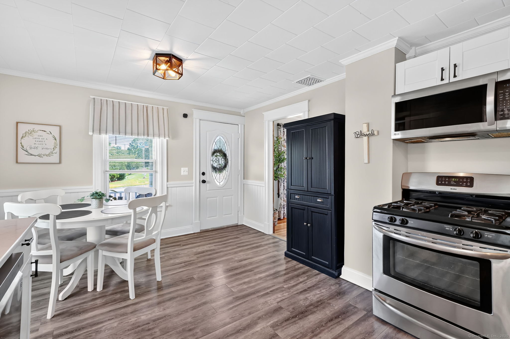 810 Thompsonville Road