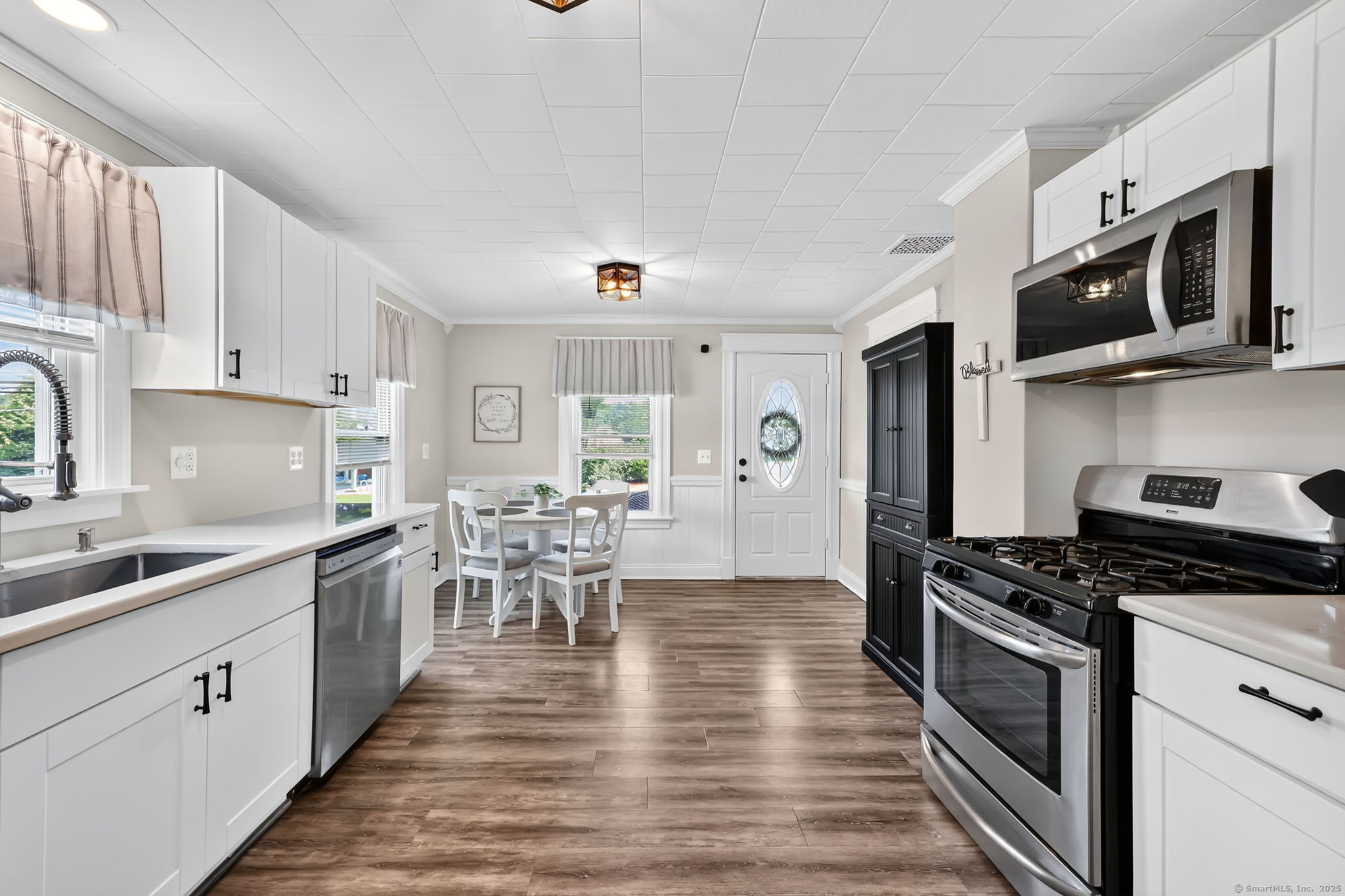 810 Thompsonville Road