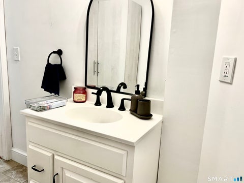 Tiny photo for 530 Bloomfield Avenue, Bloomfield, CT 06002 (MLS # 24189418)