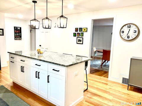 Tiny photo for 530 Bloomfield Avenue, Bloomfield, CT 06002 (MLS # 24189418)