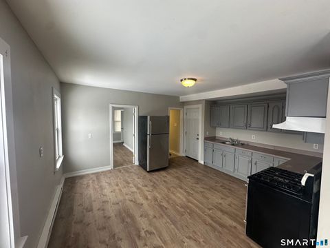 Photo of 86 Gold Street #2S, New Britain, CT 06053 (MLS # 24148688)