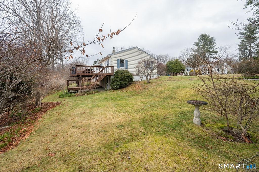 Photo of 18 Dean Road, Brookfield, CT 06804 (MLS # 24149967)