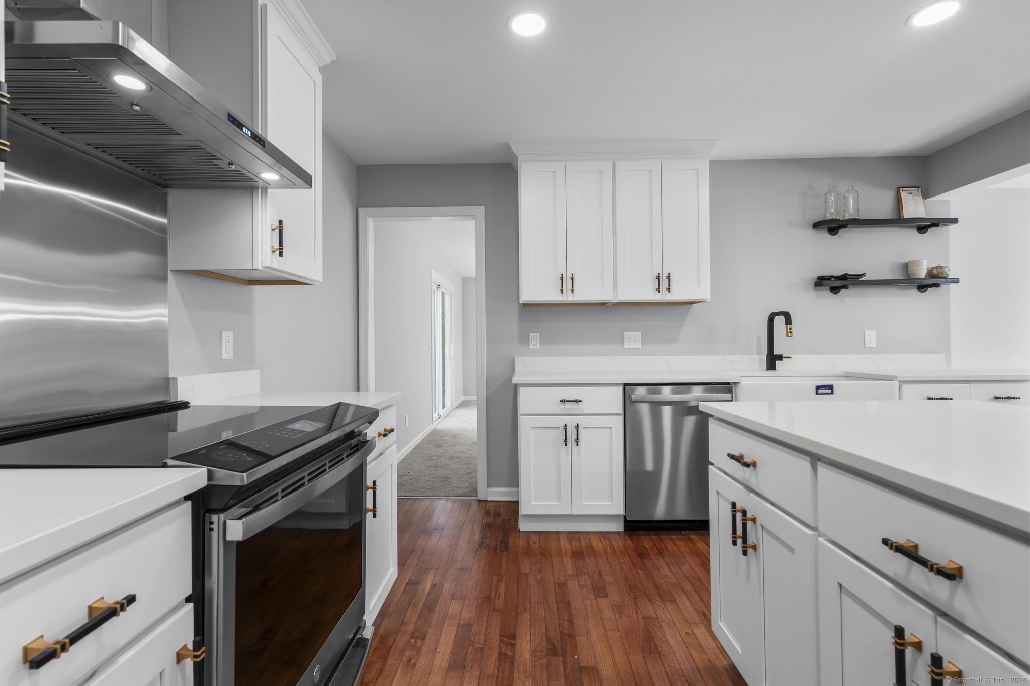 40 Harkness Drive, Madison, Connecticut image 16