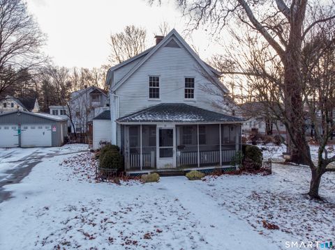 33 Chapman Street Putnam CT 06260