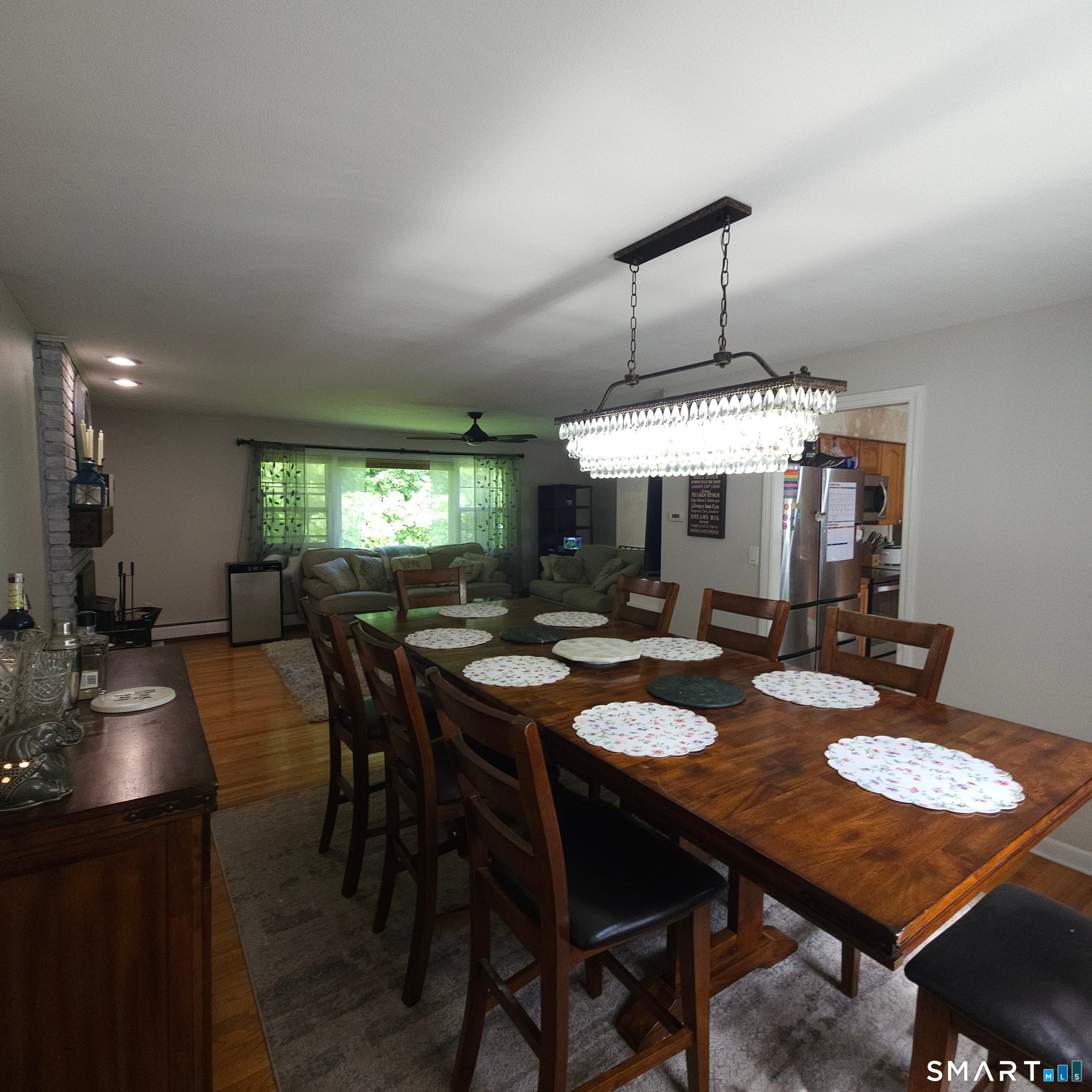 77 Pleasant Drive