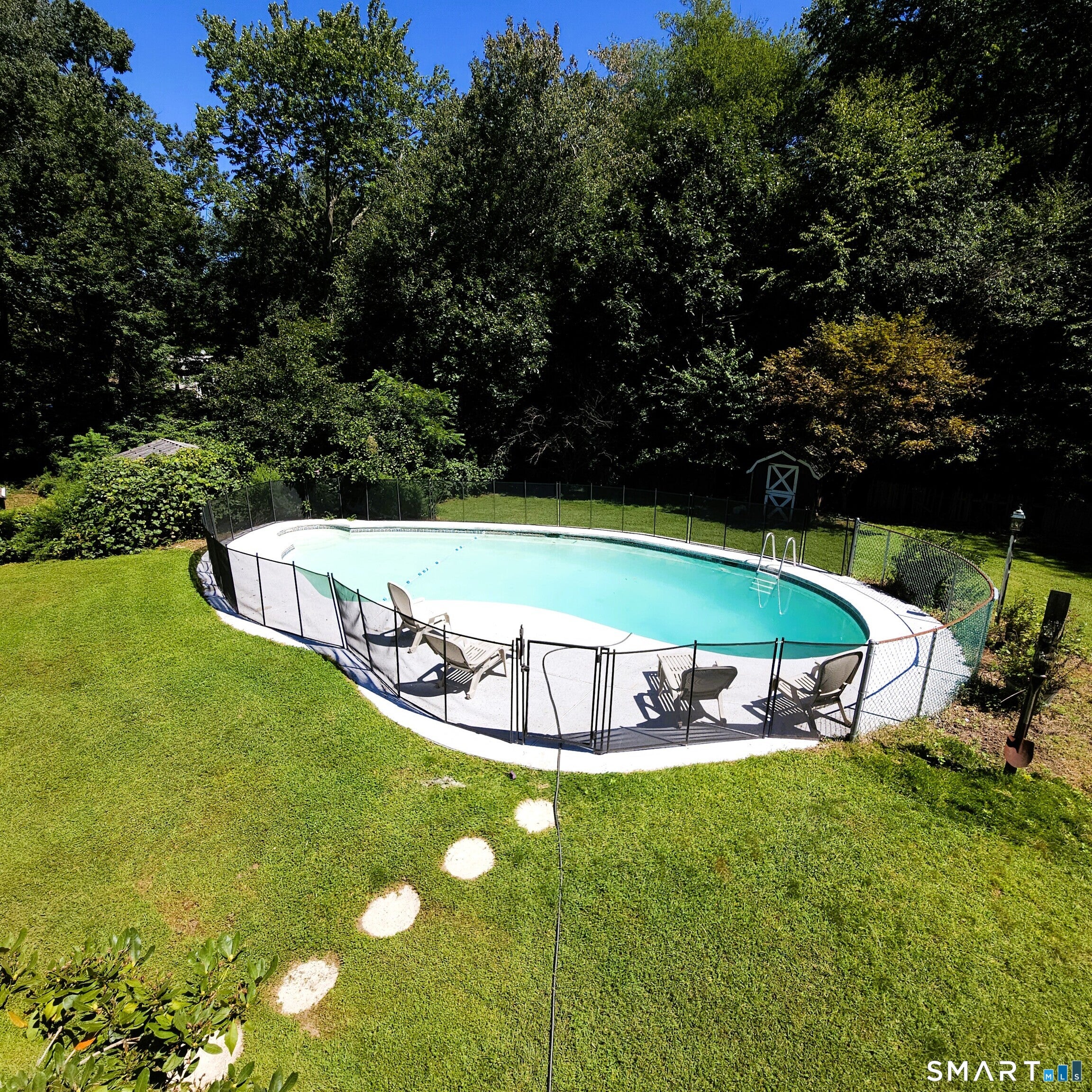 77 Pleasant Drive