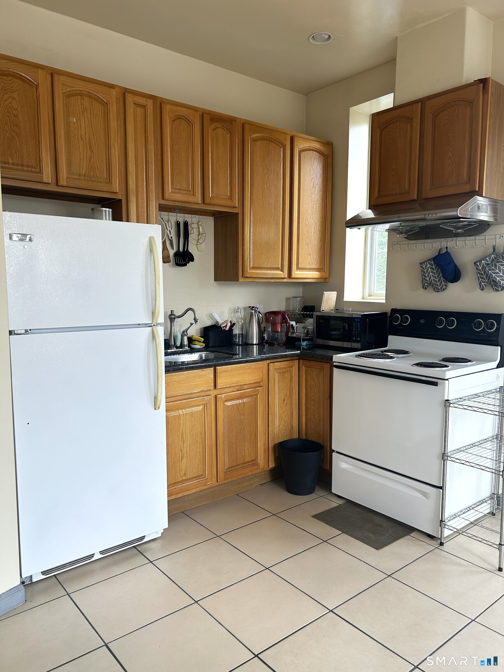 71-73 Whitney Avenue 8