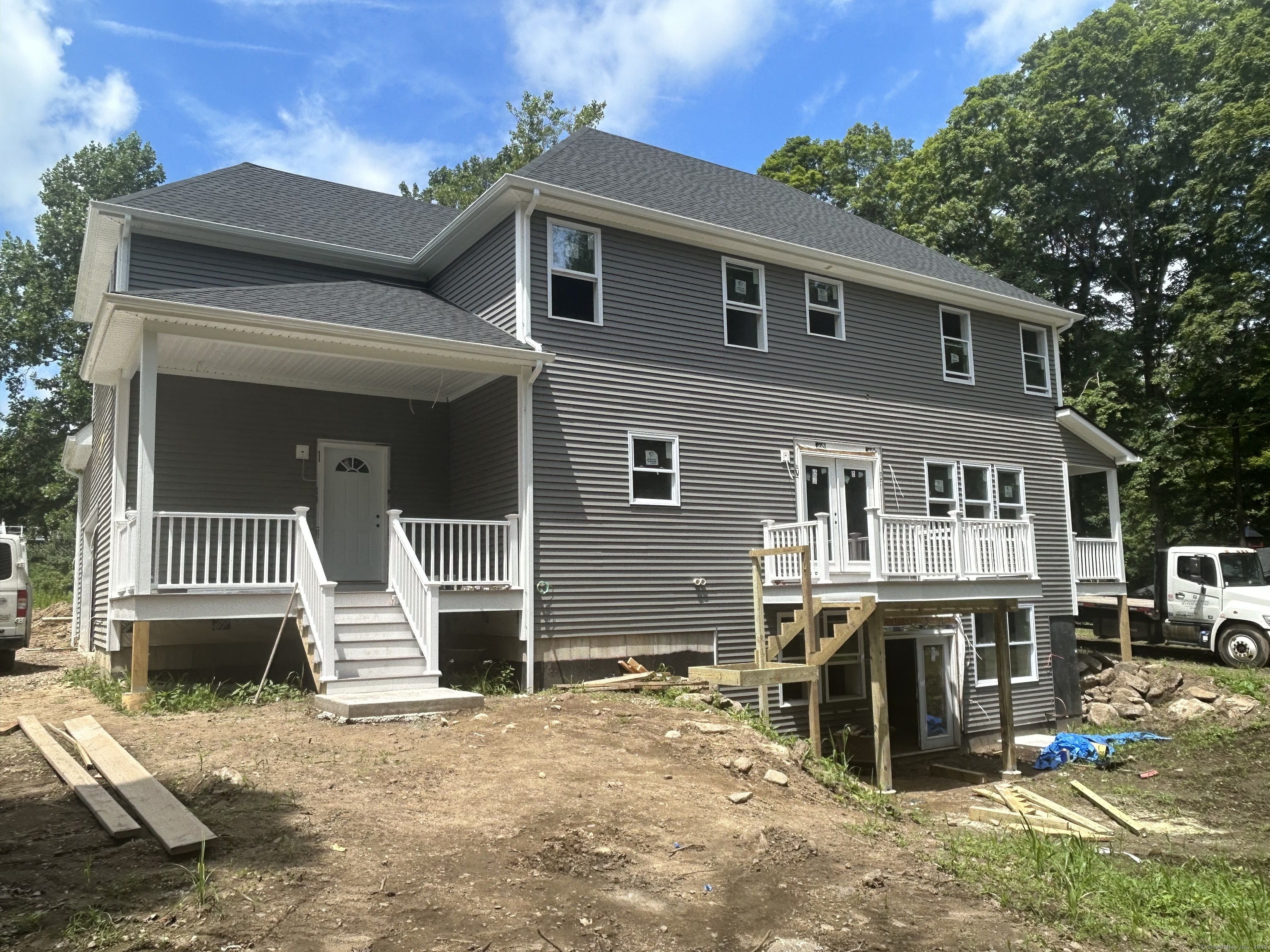 4 mead farm Road