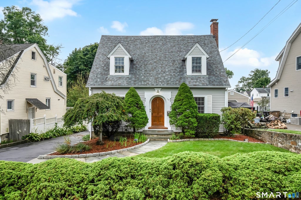 Photo of 14 Buena Vista Street, Stamford, CT 06907 (MLS # 24202943)