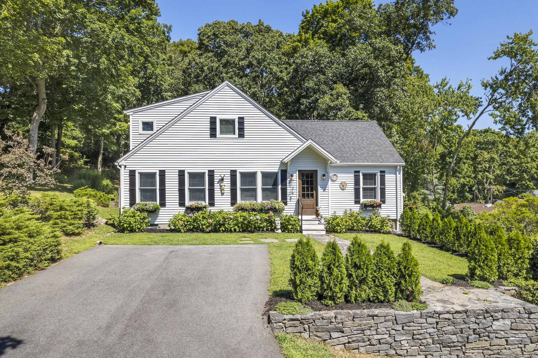 16 Parker Terrace, Essex, Connecticut image 1