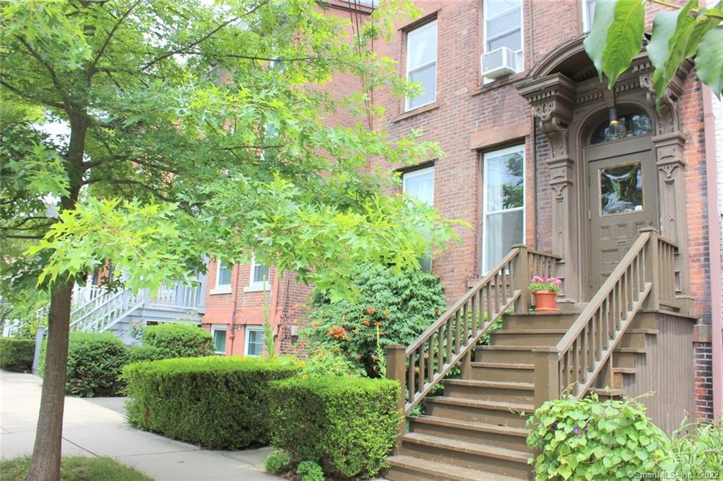 Rental Property at Bradley Street Ll, New Haven, Connecticut - Bedrooms: 1 
Bathrooms: 1 
Rooms: 3  - $1,650 MO.