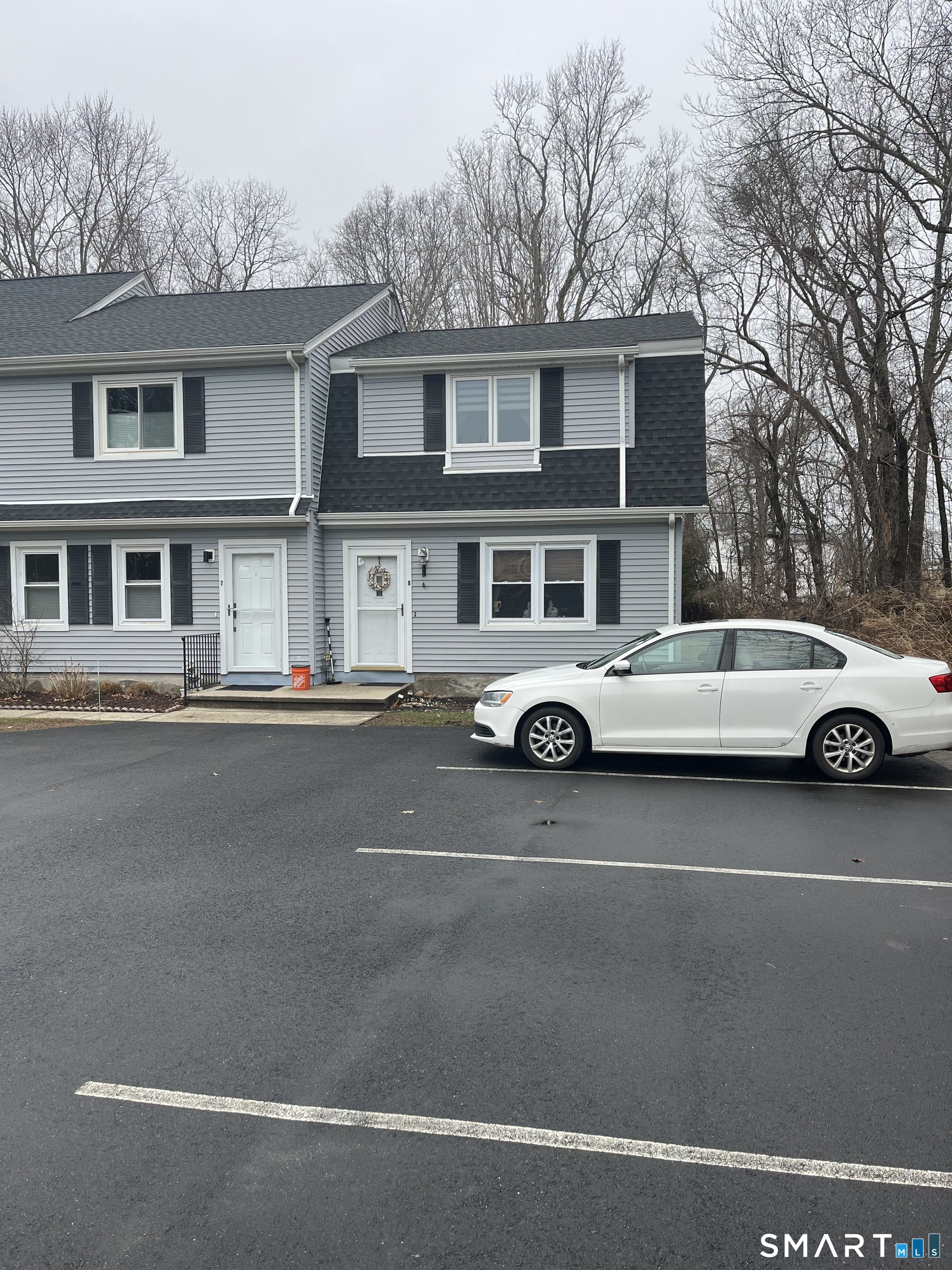 161 Cosey Beach Road APT 8