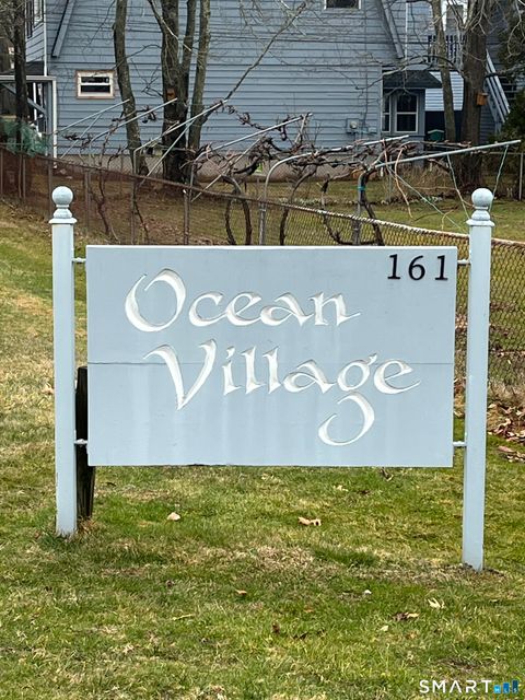 Condo For Sale - 161 Cosey Beach Road #APT 8<br/> East Haven, CT 06512
