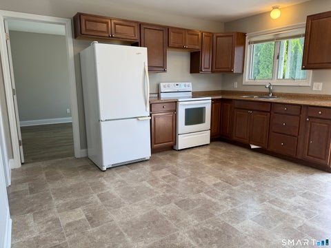 Tiny photo for 93 S Cliff Street #2B, Ansonia, CT 06401 (MLS # 24209629)