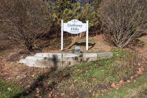 Tiny photo for 8 Driftway Road #C1, Danbury, CT 06811 (MLS # 24143750)