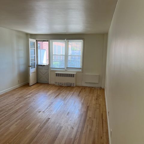 MLS: 24096248