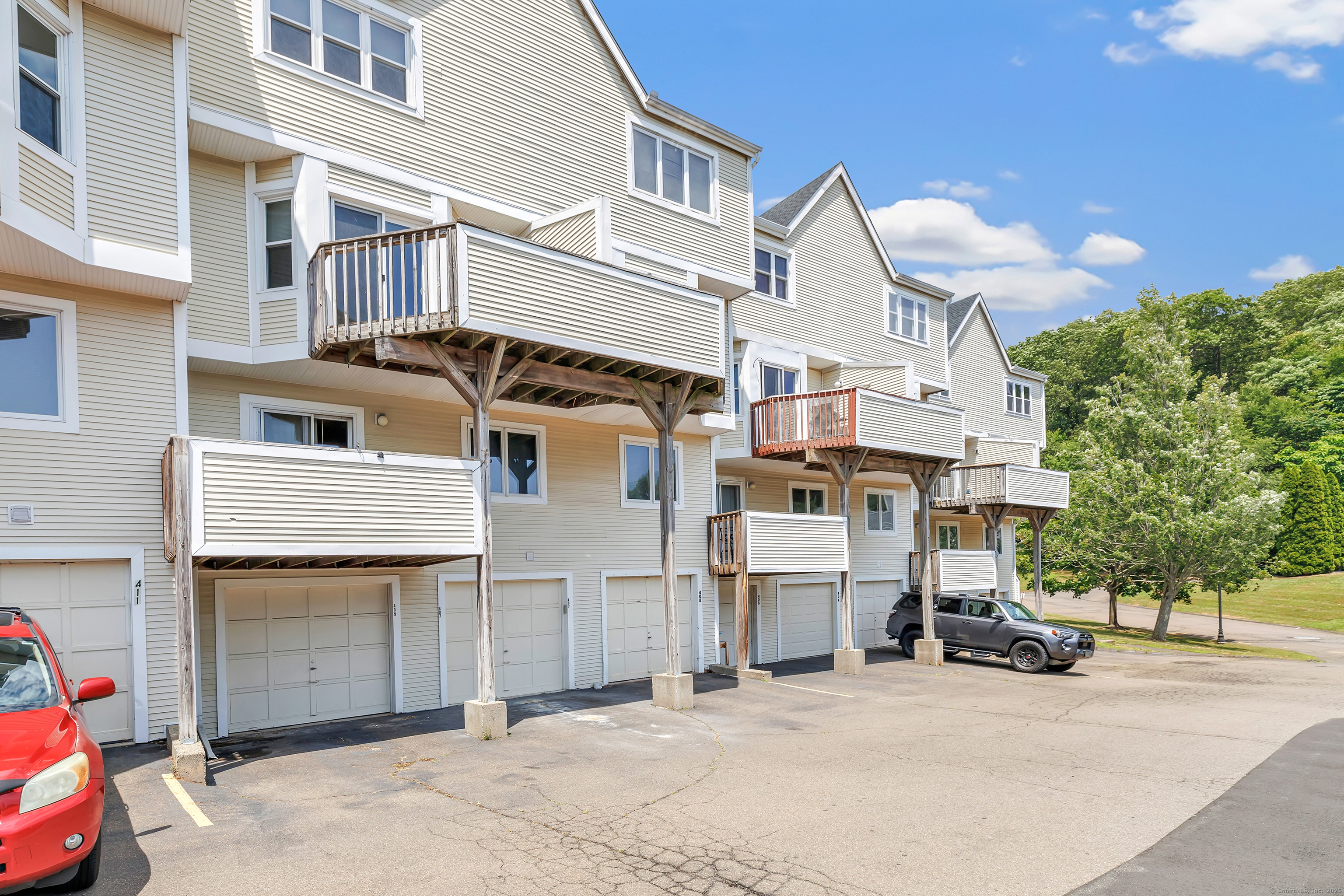 173 Russo Avenue 409