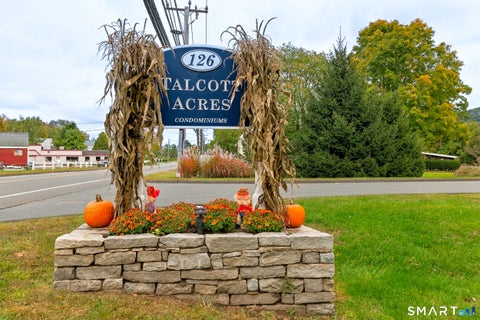 Photo of 126 Hopmeadow Street #8E, Simsbury, CT 06089 (MLS # 24211013)