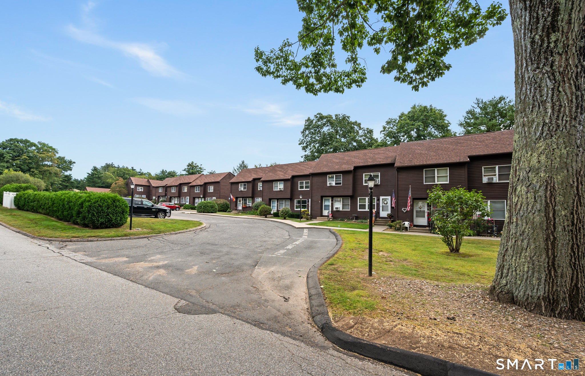 83 Furnace Avenue W4