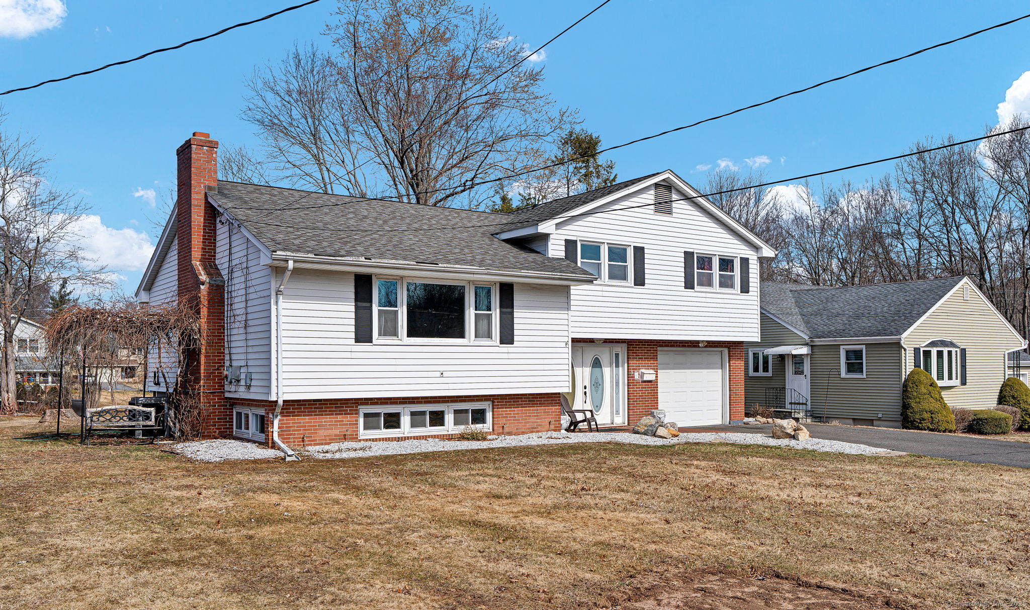 9 Crest Street, Wethersfield, Connecticut image 2