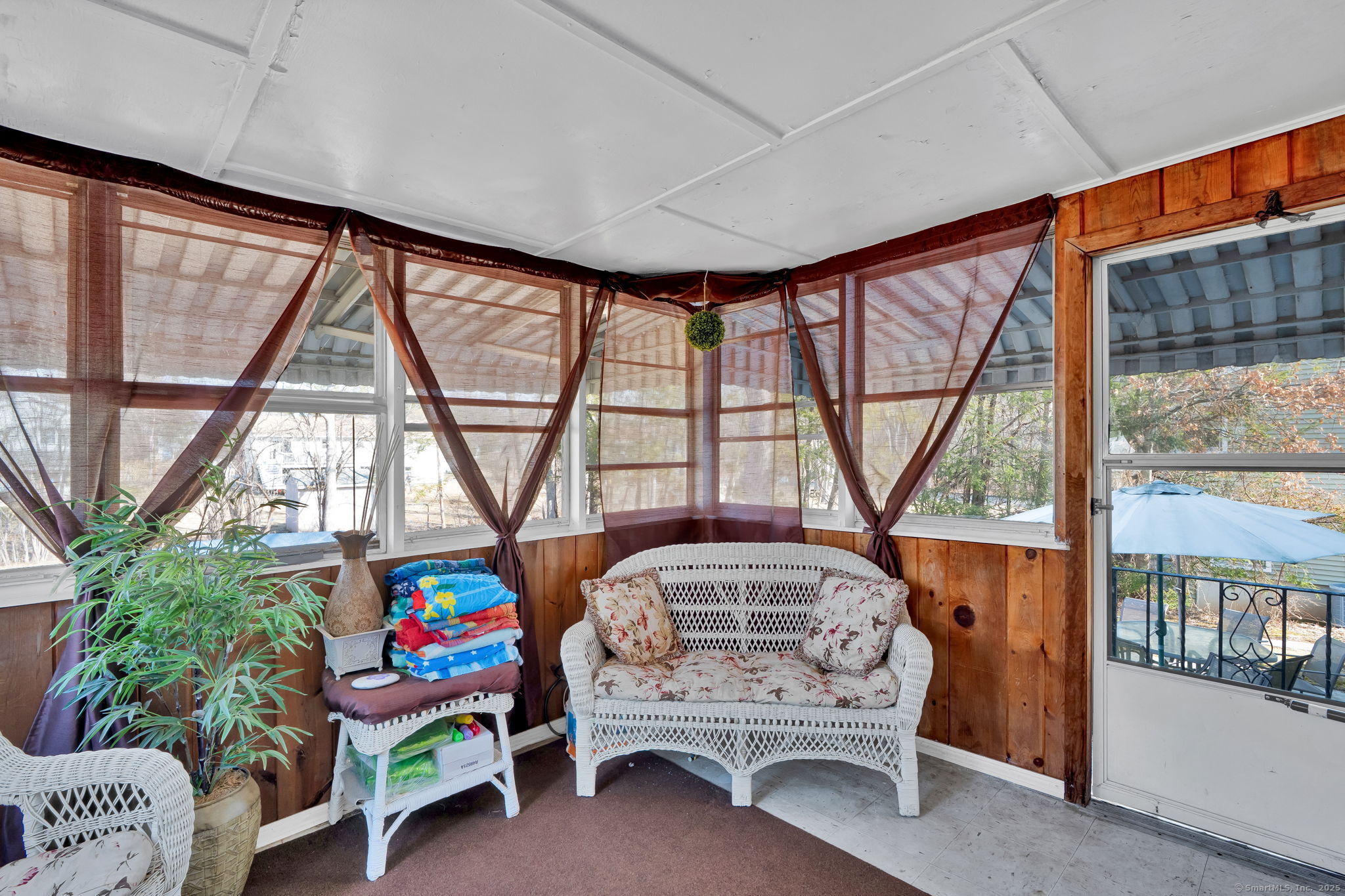 9 Crest Street, Wethersfield, Connecticut image 16