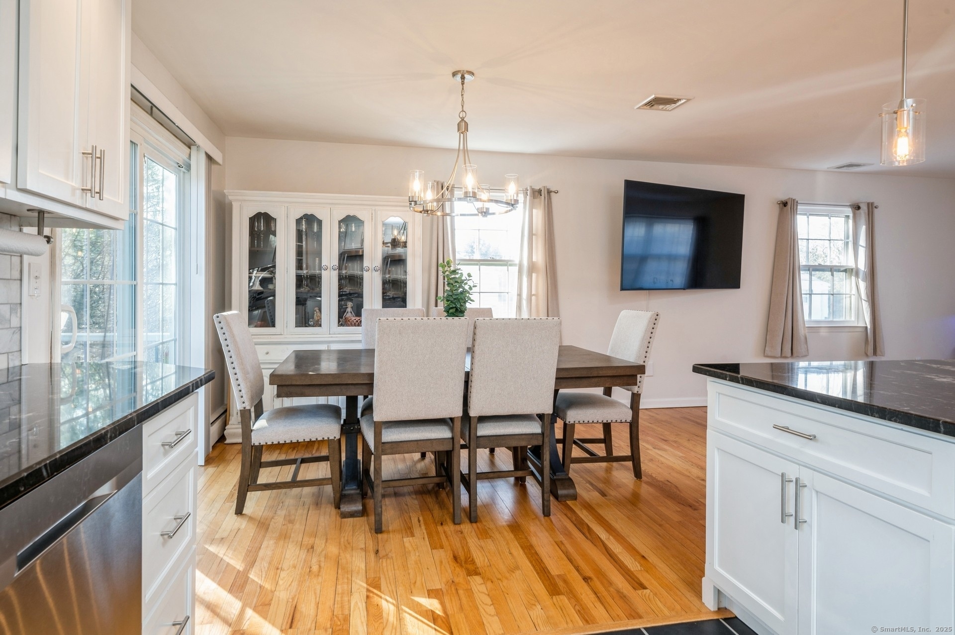 36 Hampton Lane, Stamford, Connecticut image 10