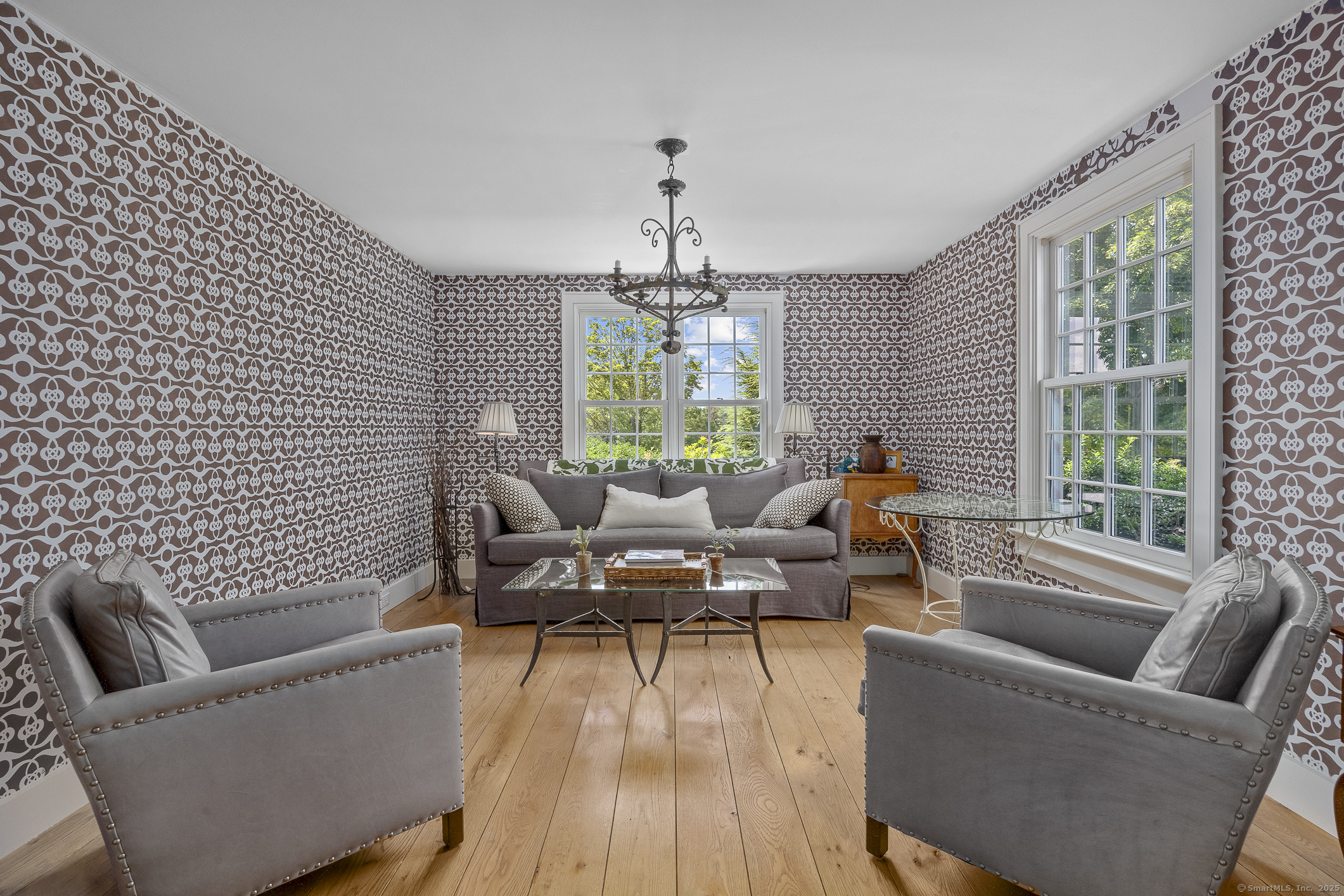 Bridgewater, Connecticut 06752, United States, 4 Bedrooms Bedrooms, ,3 BathroomsBathrooms,Residential,Pending,111517