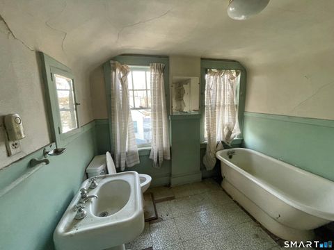 Tiny photo for 366 Brooklawn Avenue, Bridgeport, CT 06604 (MLS # 24144416)