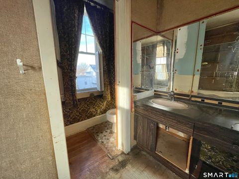 Tiny photo for 366 Brooklawn Avenue, Bridgeport, CT 06604 (MLS # 24144416)