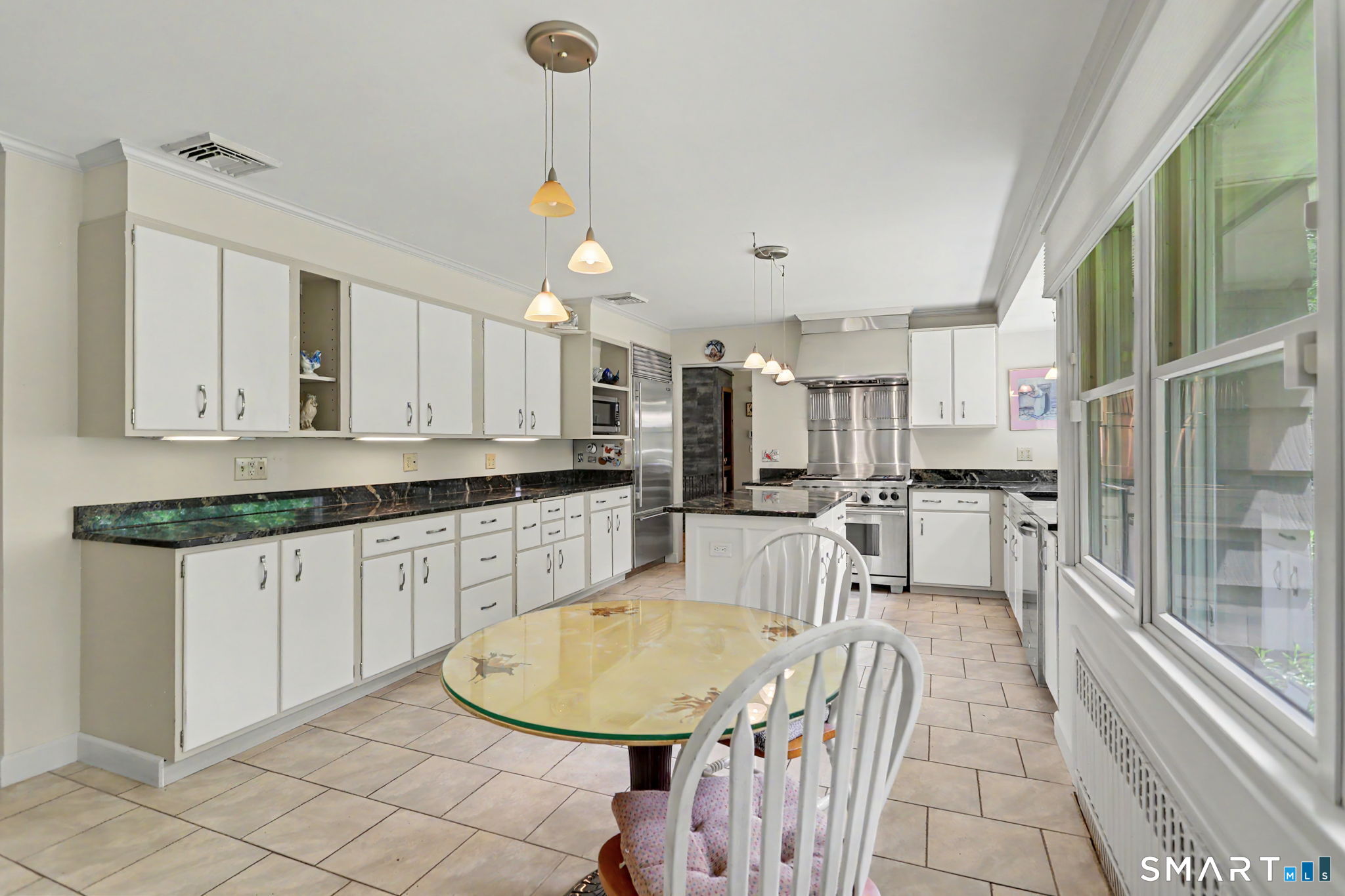 215 Hillfield Road
