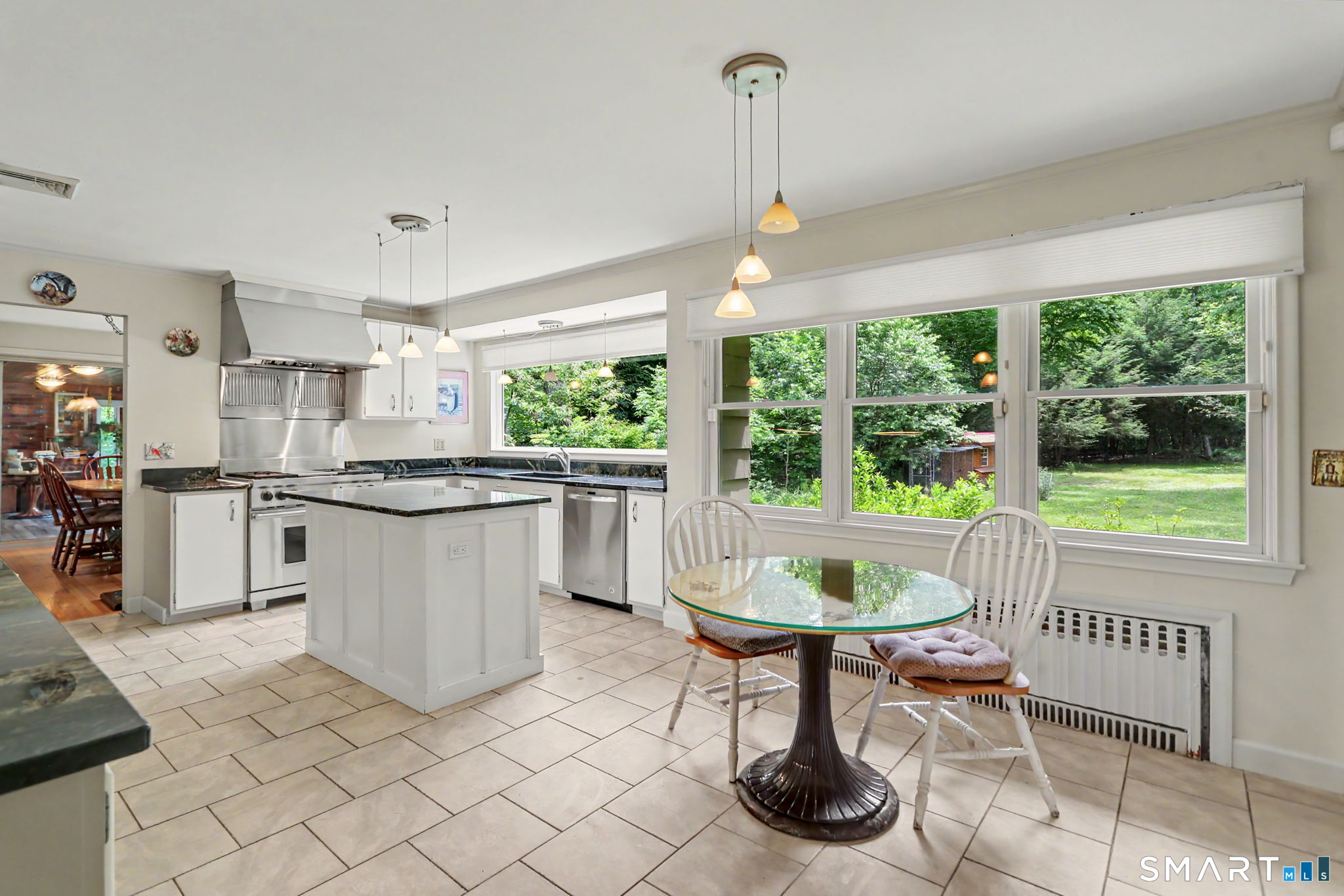 215 Hillfield Road