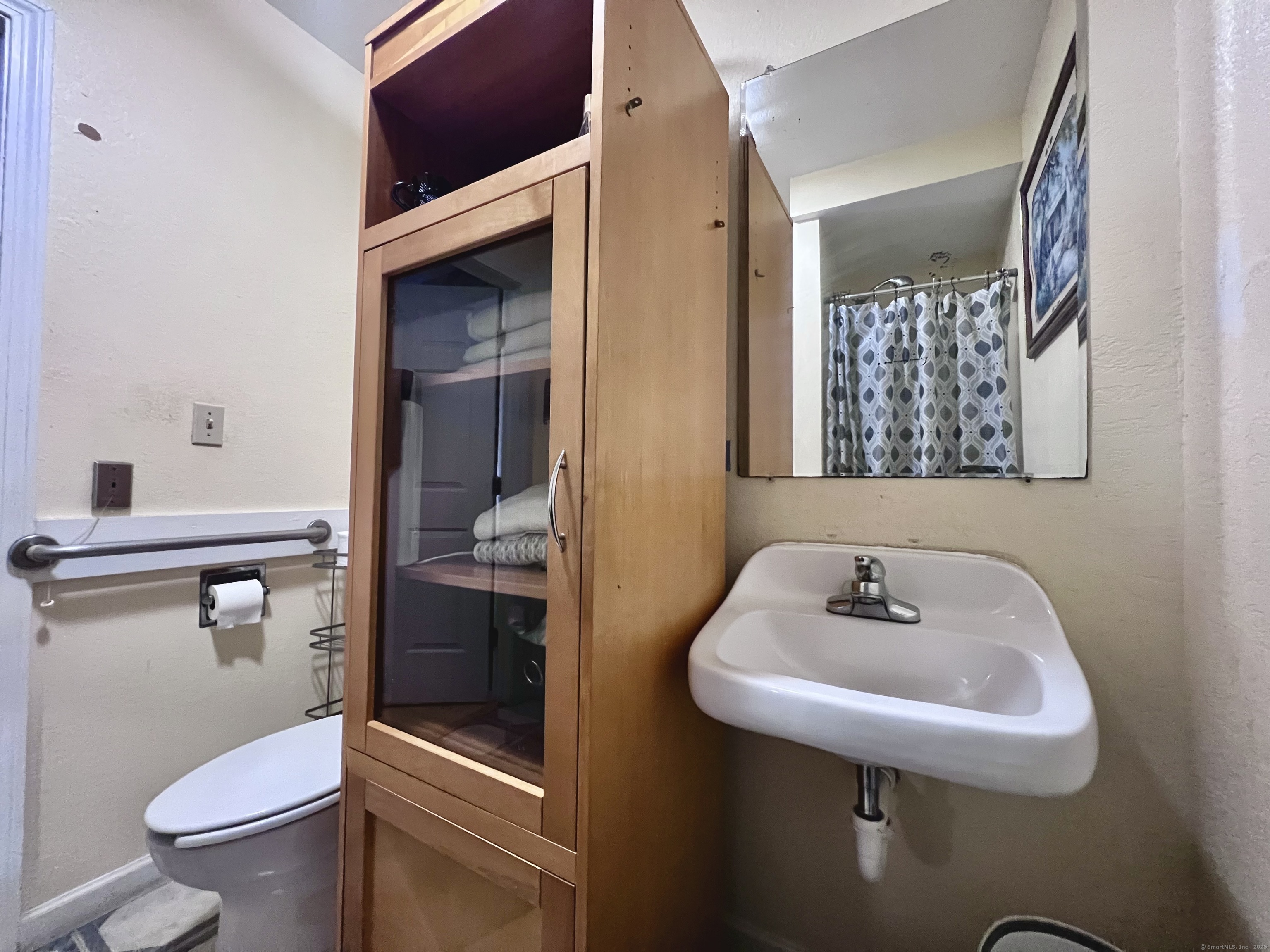 609 Migeon Avenue, Torrington, Connecticut image 9