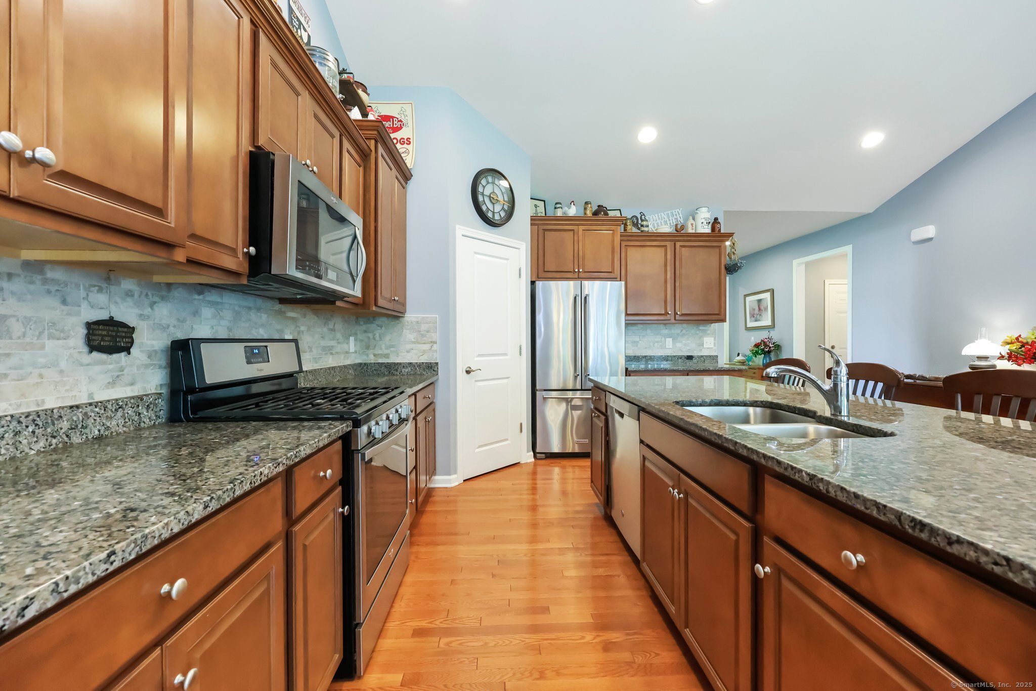 663 Championship Drive #663, Oxford, Connecticut image 18