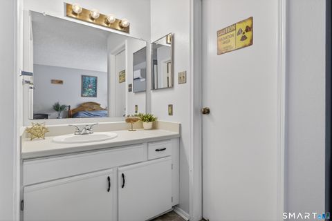 Tiny photo for 74 Crown Knoll Court #APT 162, Groton, CT 06340 (MLS # 24153799)