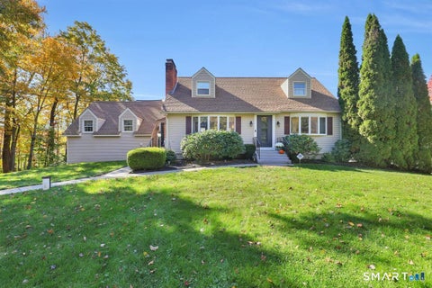 Photo of 18 Milburn Drive, Bloomfield, CT 06002 (MLS # 24207954)