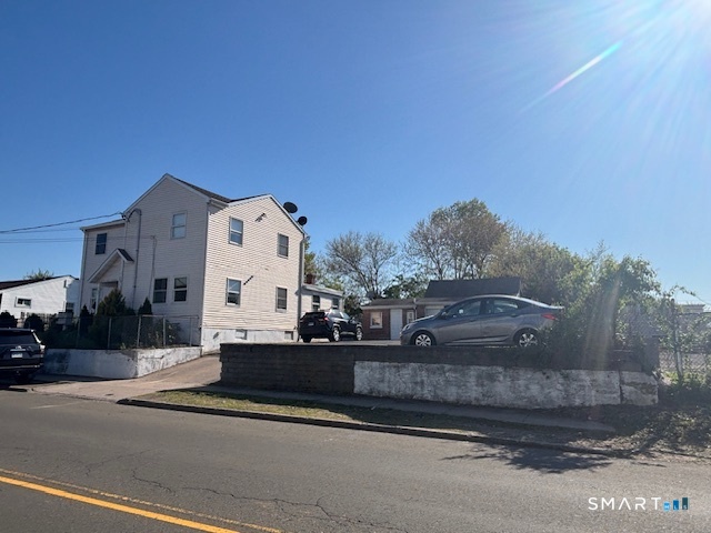 142 Front Avenue
