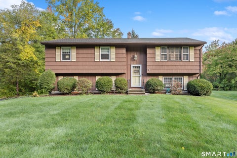 Photo of 980 Notch Road, Cheshire, CT 06410 (MLS # 24210481)