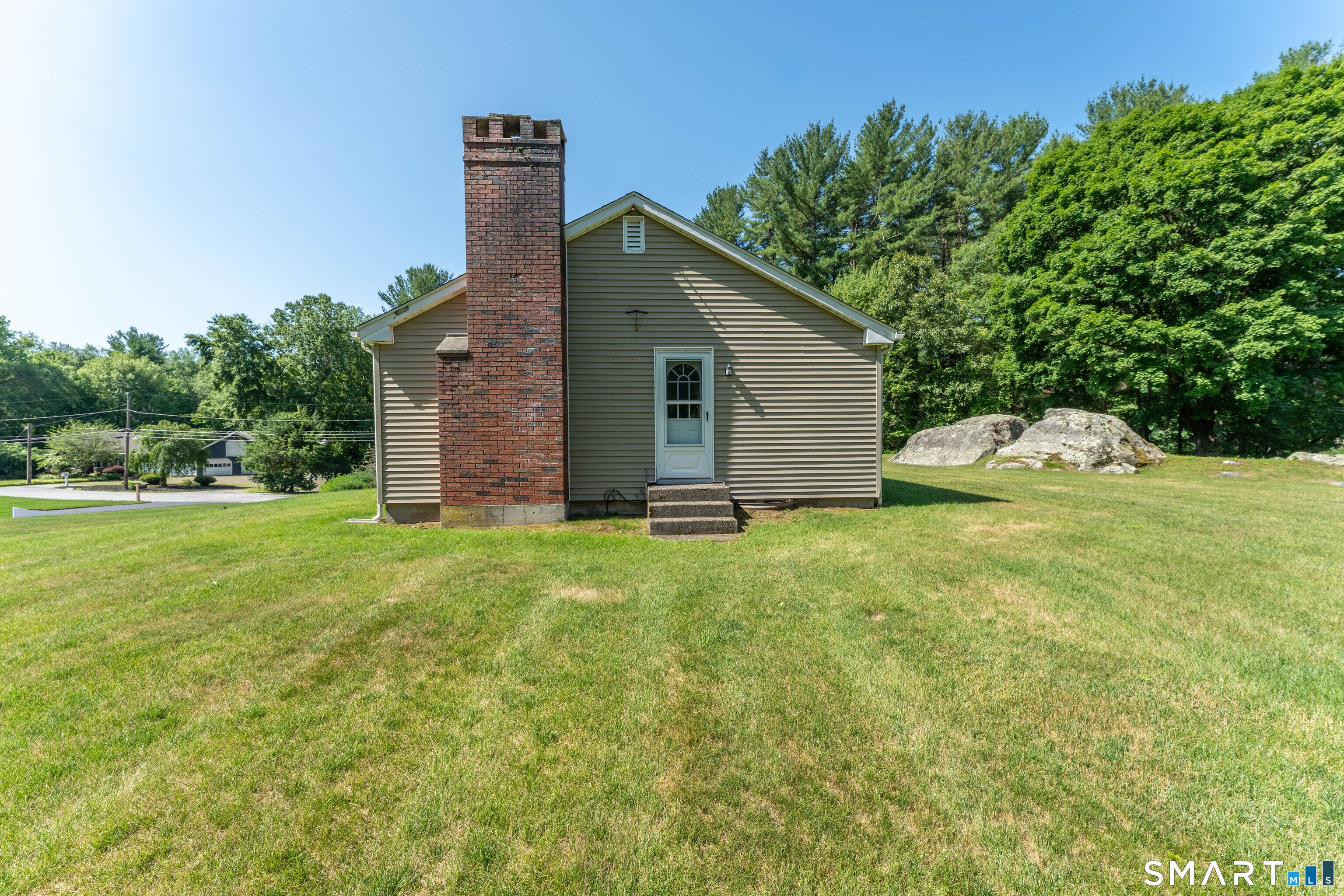 27 Mountain Hill Road