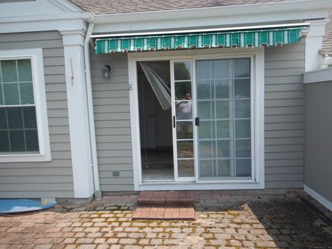 Tiny photo for 8 Saint George Place #8, Newtown, CT 06482 (MLS # 24137699)