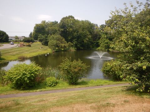 Tiny photo for 8 Saint George Place #8, Newtown, CT 06482 (MLS # 24137699)